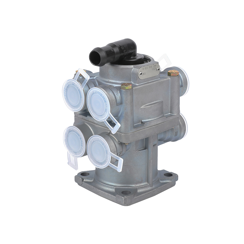 制動主閥腳剎車閥 OE# 4613151700